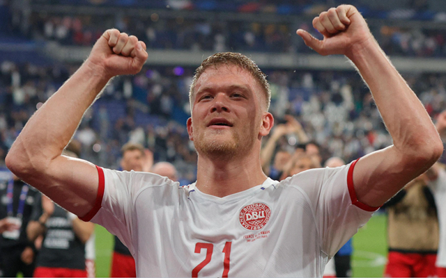 爱游戏在线-丹麦队翻盘日本队，黄鸭组合高光表现