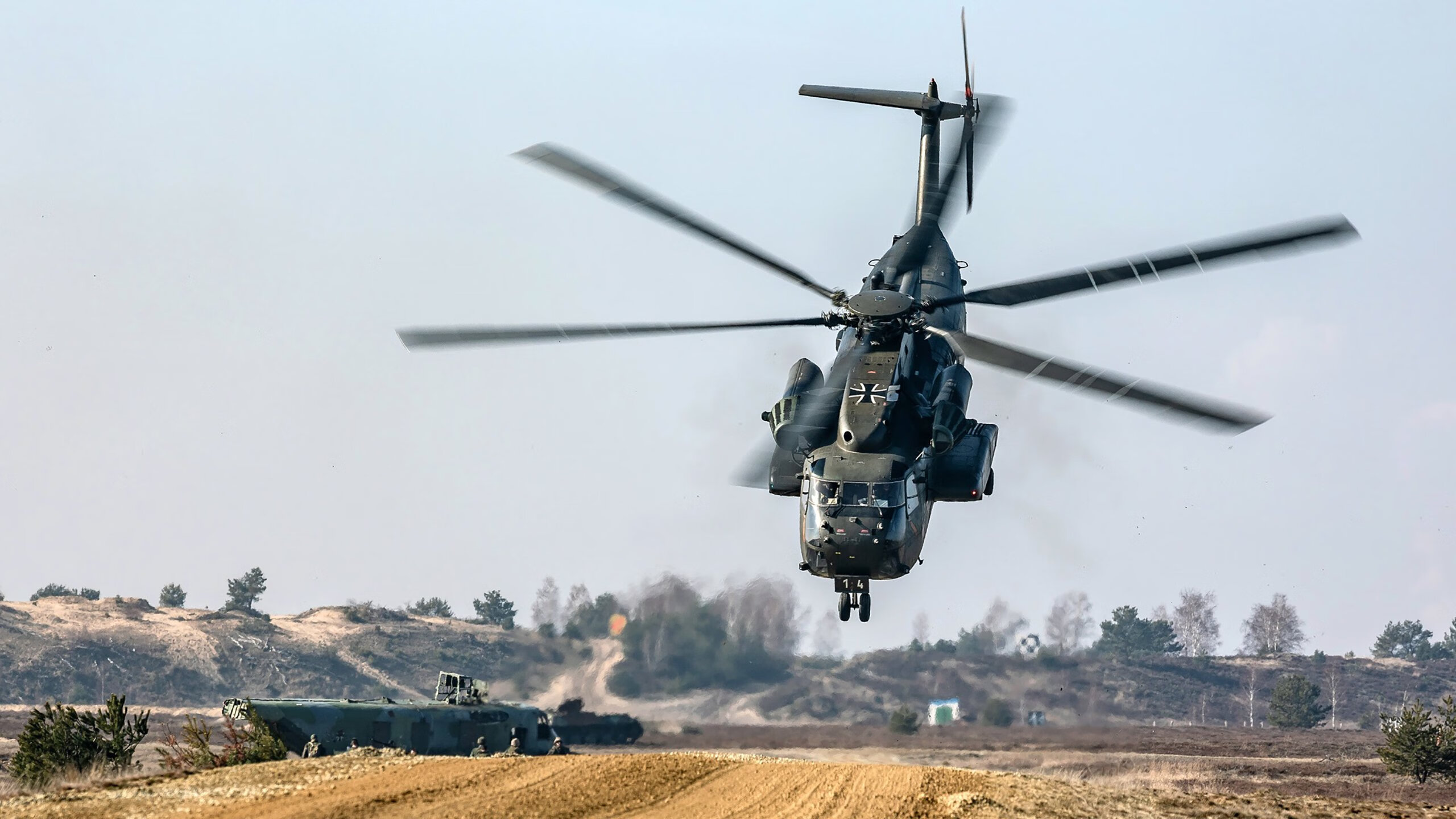 银绿奇迹，阿隆索以大师笔触，于赛道上演逆转史诗