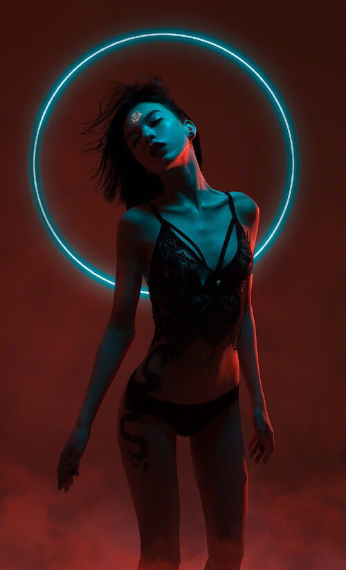 爱游戏下载-非洲杯新星！卡马文加的关键一击，几内亚对阵埃及焦点战后的证明时刻