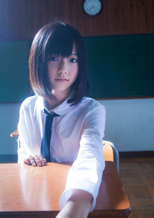 爱游戏在线-德甲争冠战之夜，卢卡库关键战不手软，从黑洞中走出的男人