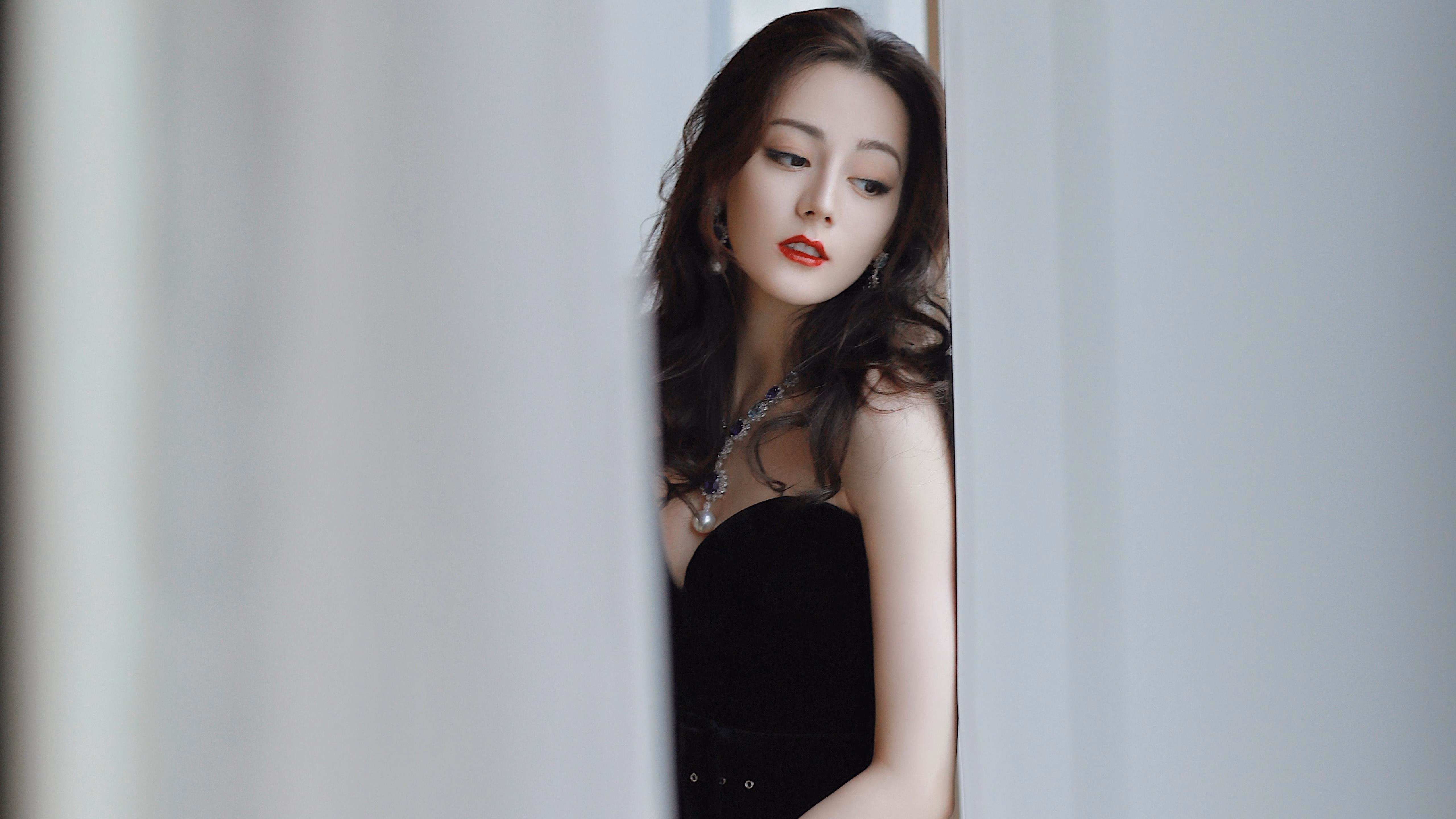 极速绿茵,当F1引擎轰鸣遇见马竞的赛道打穿