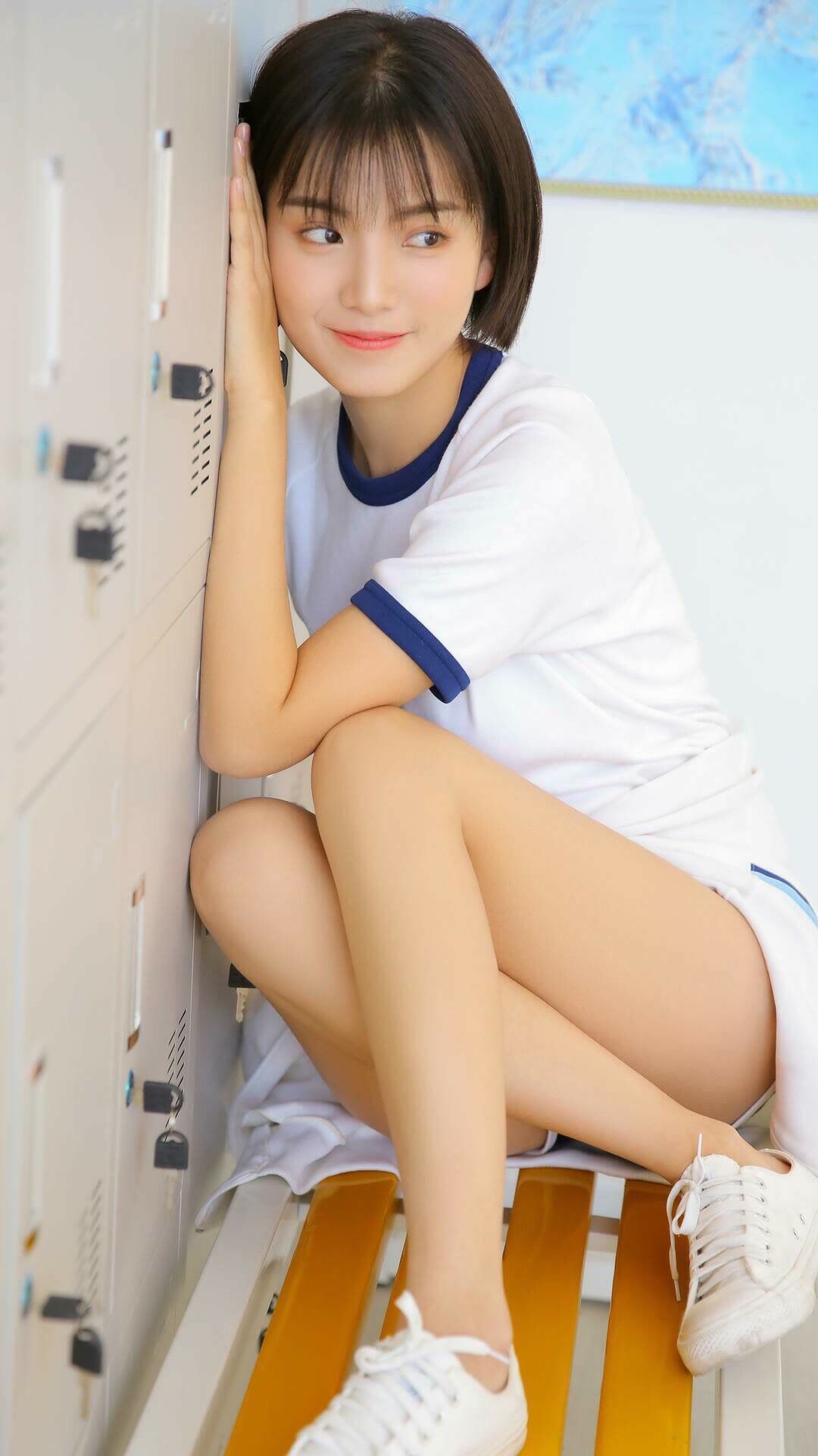 爱游戏在线-黄绿王朝的黄昏与黑色巨兽的黎明，足球世界的权力交割