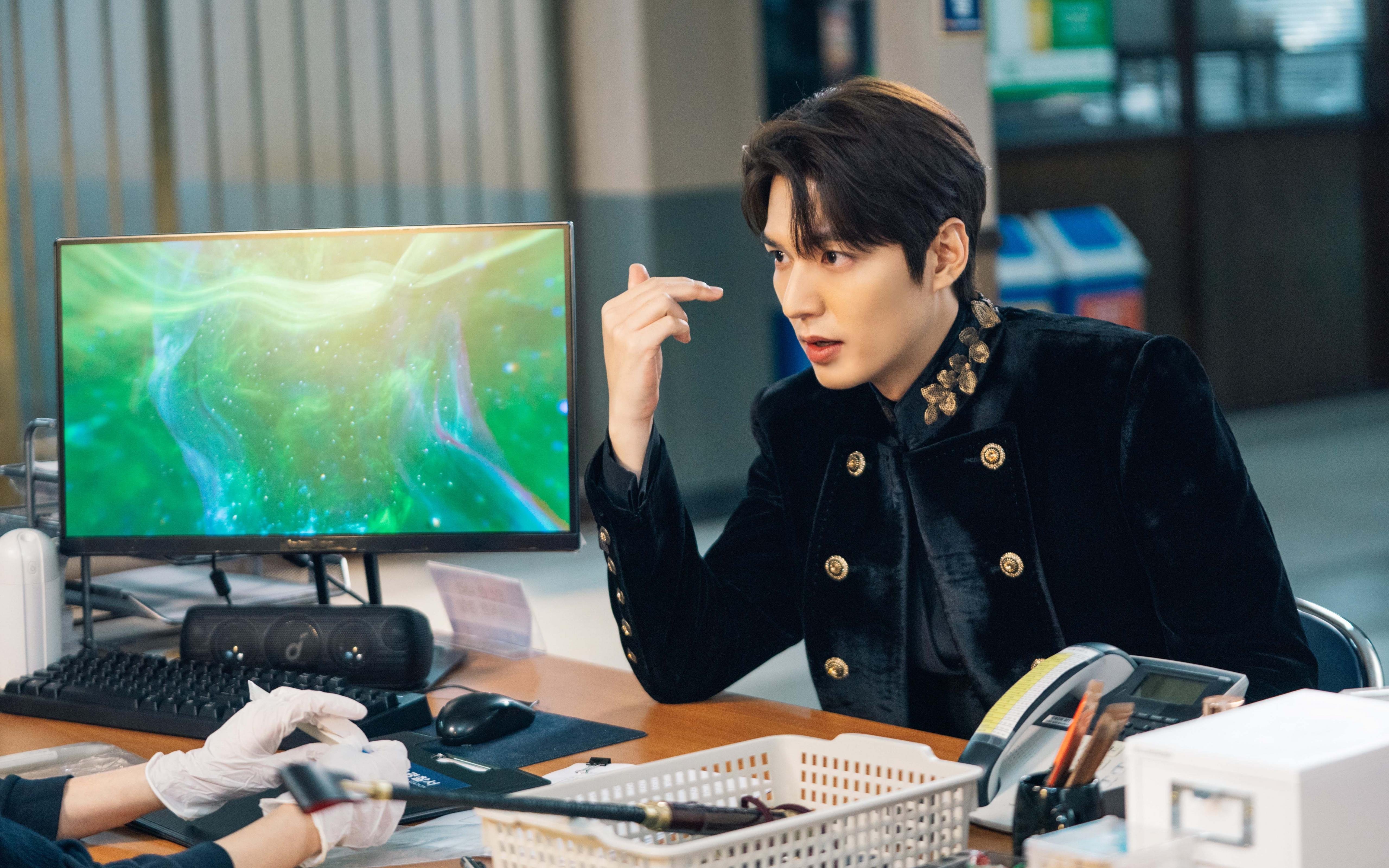 绿茵烽火，意甲的战术博弈与欧洲杯的钢铁鏖战